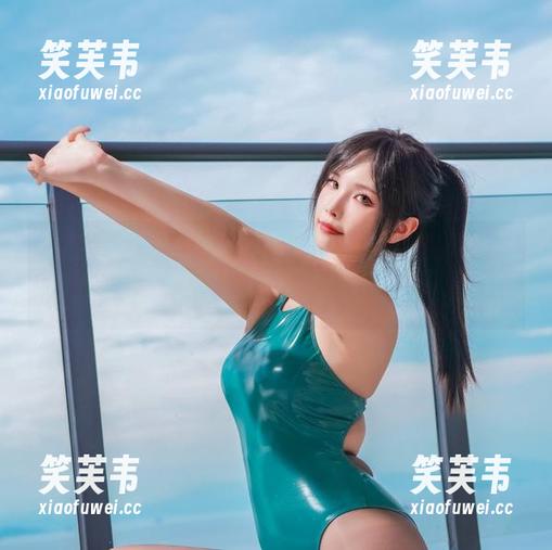 豁然开朗，Neko薇薇和黎塞留泳装散发出的图片光芒，让人停下