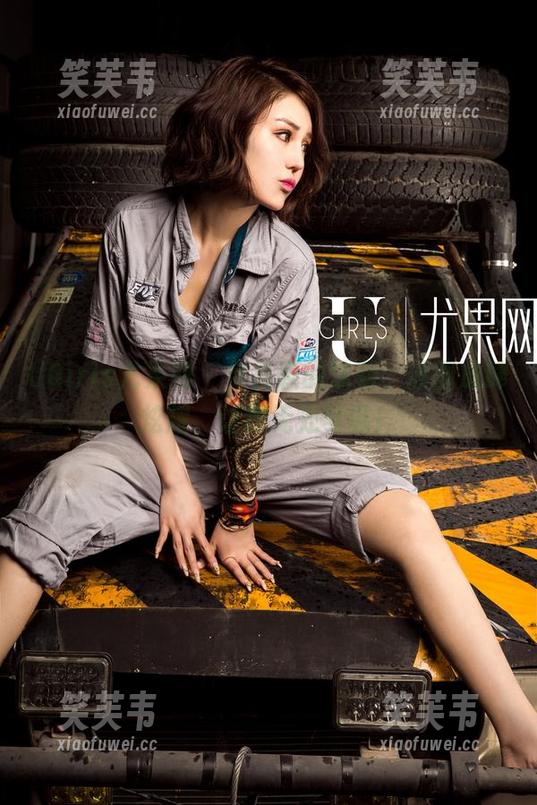 UGirls尤果网 - 何嘉颖的泳装，原图放肆炫耀，让我无处可逃！