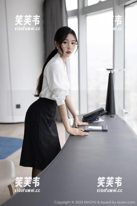 XIAOYU语画界 - 看徐莉芝如何驾驭吊带：精选图片，我根本停不下！
