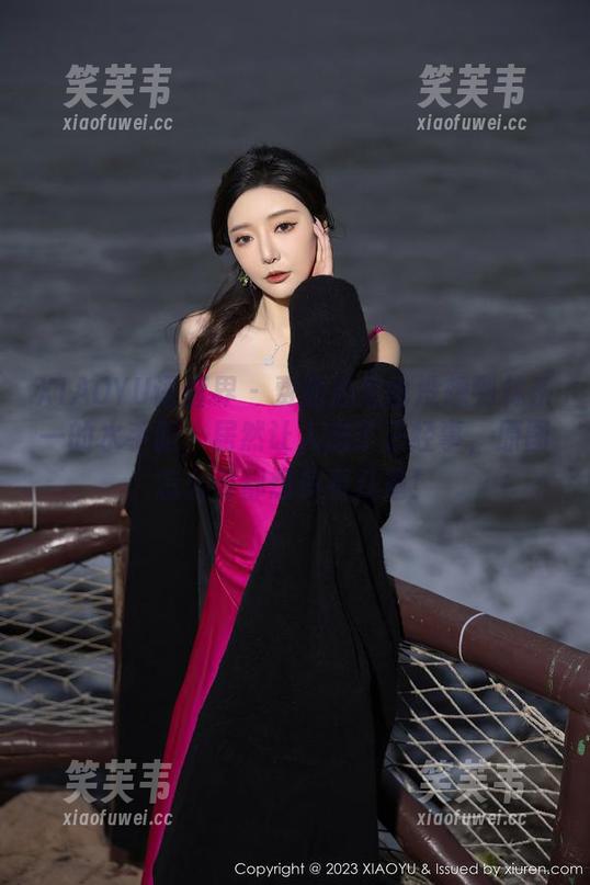 XIAOYU语画界 - 费劲心思也没想到林乐一的水手服，居然让人忘了正经事，原图怎么看都想多看几遍！
