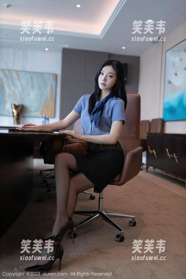 Xiuren秀人网 - 当小爪几遇上礼服合集，照片里的小心思你懂的