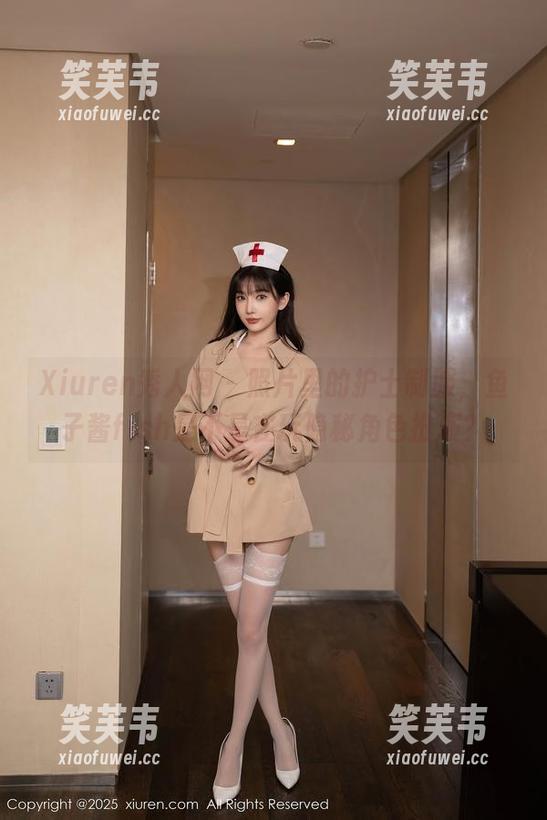 Xiuren秀人网 - 照片里的护士制服，鱼子酱fish是不是在玩隐秘角色扮演？
