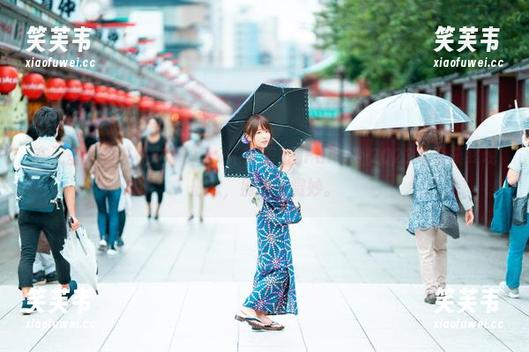 在无圣光的洗礼中，いくみ(育美)的Fantia-2023年合集终现形态，别提多微妙。