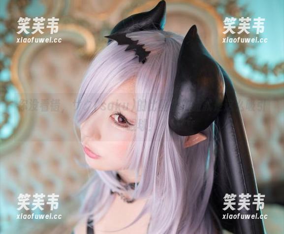 你没看错，サク(saku)的比基尼作品就是这么吸引眼球！