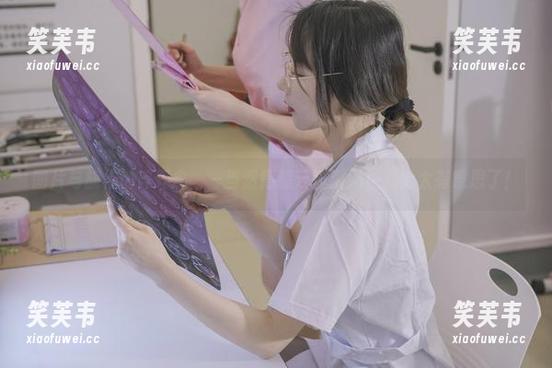 图片与旗袍的碎碎念——当然得提云溪溪奶桃，她太有意思了！