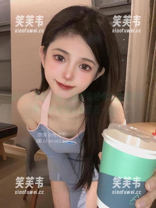 假装不羡慕长腿，这里有倦倦喵的免费写真！赶快来让腿自在一回！