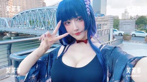啾小妍的夏日私房，图里仿佛能闻到海风的味道