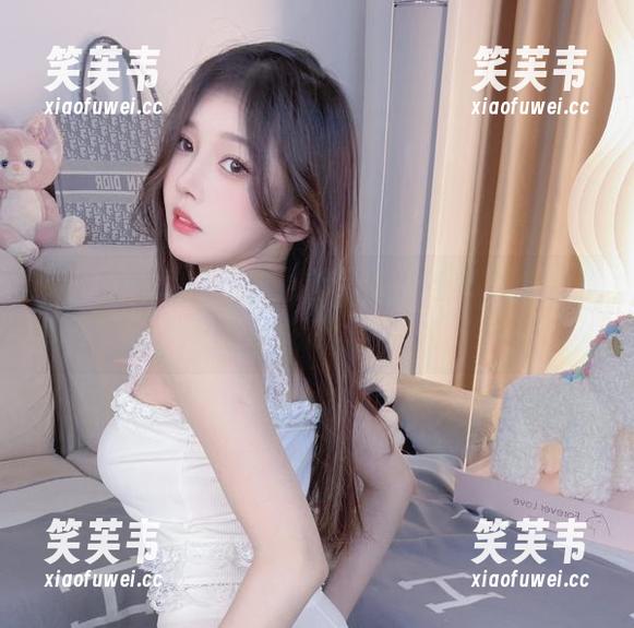 小小奶瓶儿的珍珠人鱼私拍，连导游都想停下来欣赏！