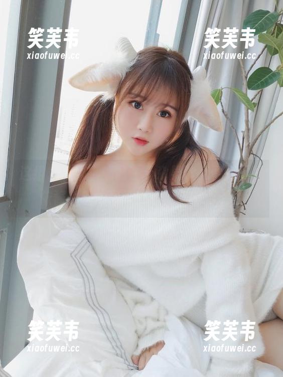 这组“厨娘”就像一杯杂果饮，看到的是依酱吖千般风情，喝起来清新无敌