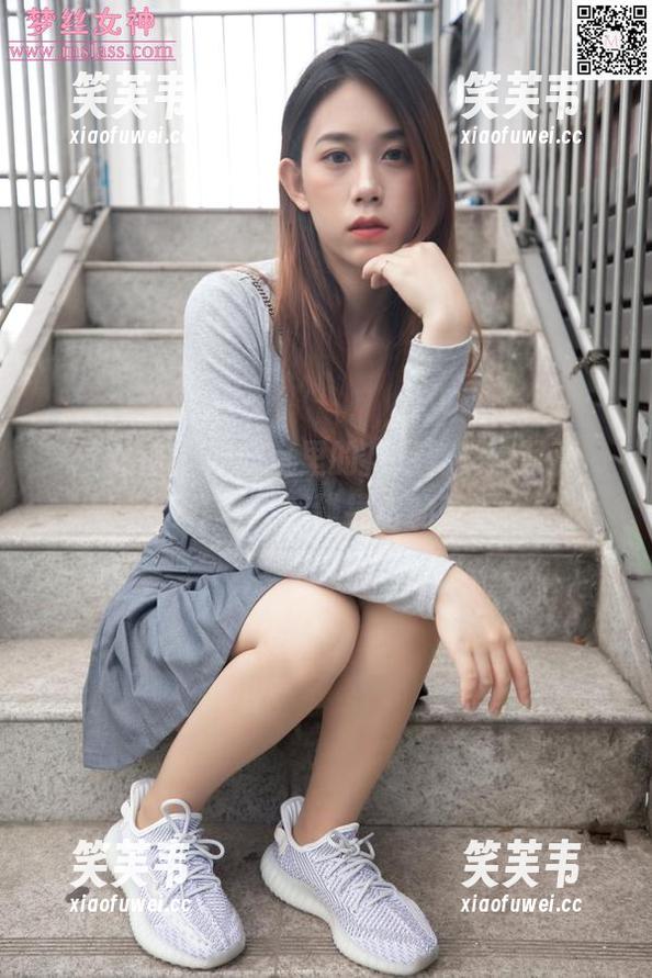 梦丝女神 - 办公室里的花月舞精选写真，工作与灵感碰撞出的奇遇