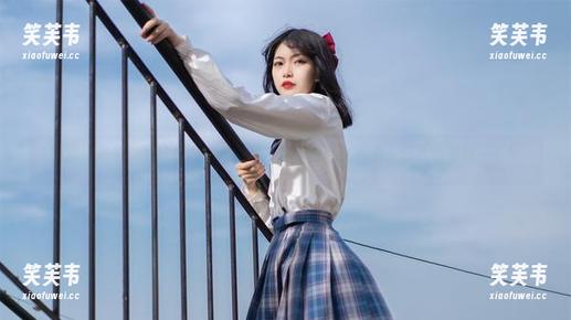 圆满的私拍，梨瑾瑾在这吊带裙中藏了些什么？来，好奇心碰撞一下！