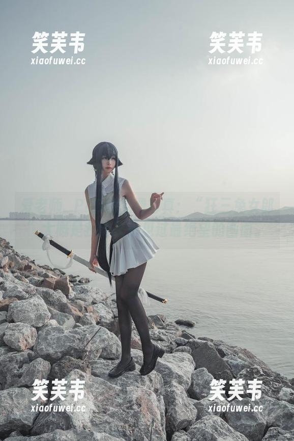 爱老师_PhD的免费写真：“狂三兔女郎”大概是我这辈子见过最绝望的画面。