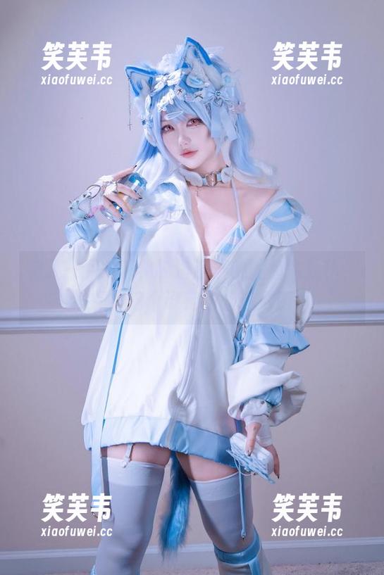 花了一下午消化狐洛洛子的鲨鱼妹女仆，没想到这个设定也能这么萌！