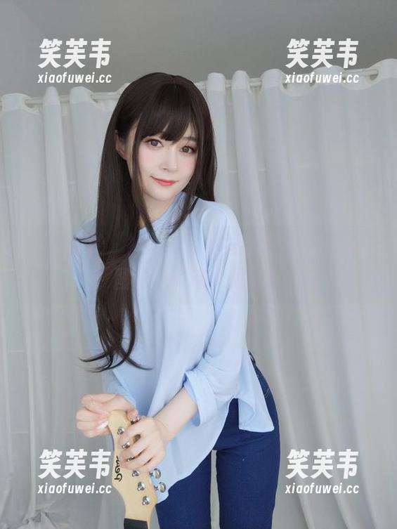 白银81 白银81的“裤里丝”,画面美得让人想给图包来一场大更新!