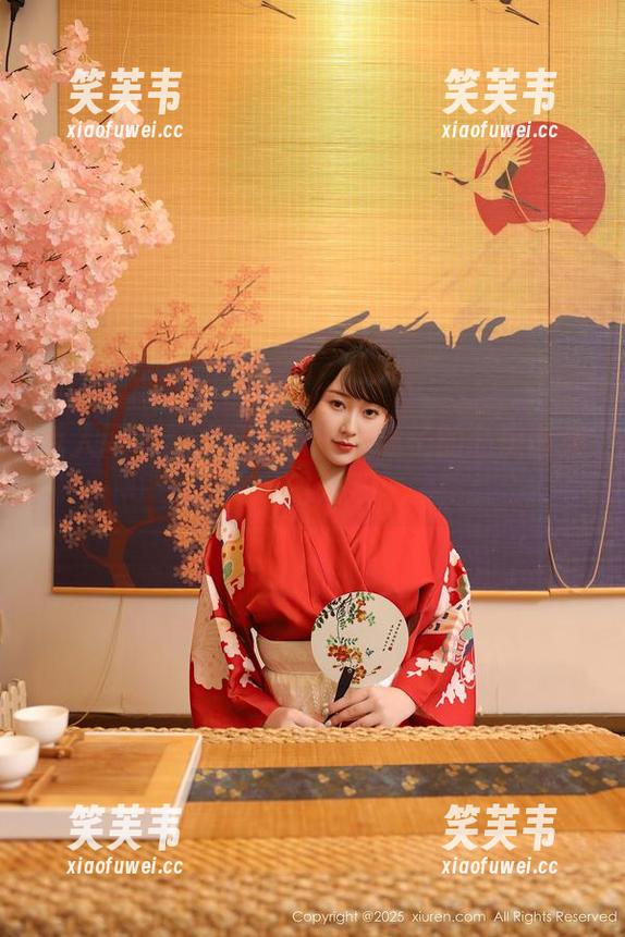 秀人网-奈沐子 秀人网 - 睡衣情缘——奈沐子的私房图集玩趣无穷