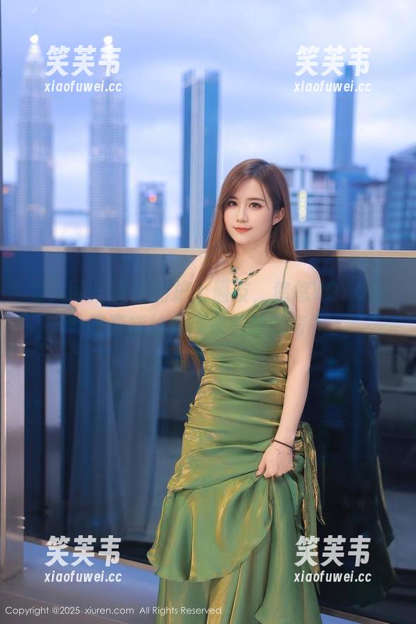 秀人网 - 靠谱的护士盟友，悠悠YOYO的写真能给你带来些啥新奇？