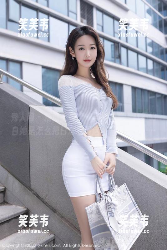 秀人网 - 精选王曼柔双马尾图集，真不明白她是怎么把日常变得这么抓眼球的……