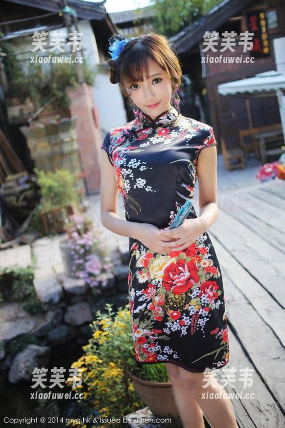美媛馆 - 精选写真：糯美子Mini用童颜逃跑的心，你还敢跟追么？