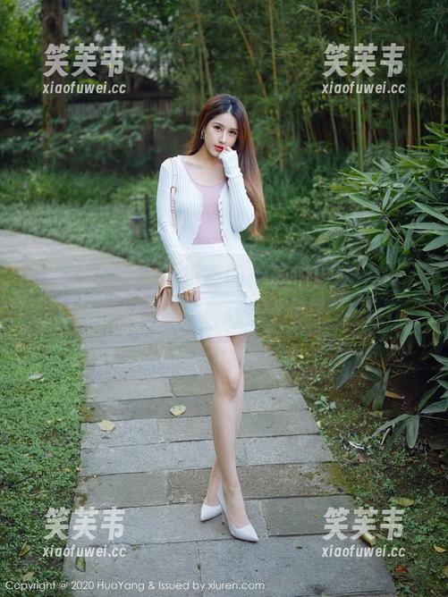 花漾show - 黄乐然的棉袜图包，尽是无圣光的闲散气息，真让我想起某个夏天。