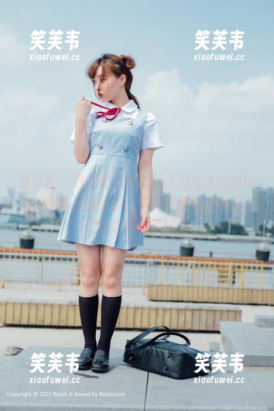 菠萝社-AngelaLee李玲 菠萝社 - 这张图片真的让人想给AngelaLee李玲送波福利,职业装穿出新高度,工作也可以酷炫呢