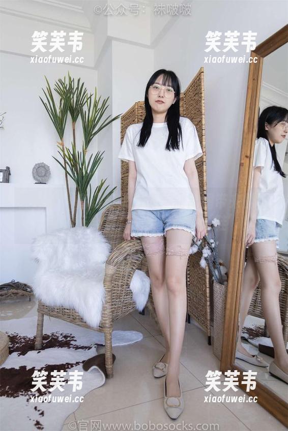 袜啵啵 - 高跟长靴分享：甜甜圈带来的另一种美味合集，这次只够你‘鞋’！