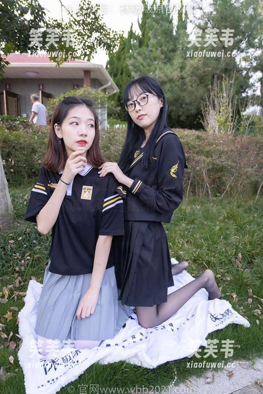 袜啵啵 - 说不定你家也能成为稚予的模特，试试这些壁纸和写真吧！